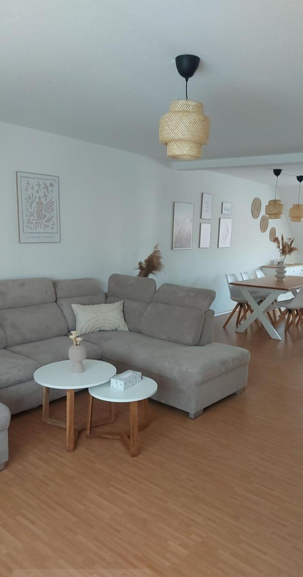 Stilvolle Ferienwohnung Free Parking, Space, Wlan Niestetal Экстерьер фото